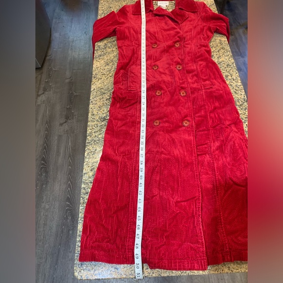 Vintage Red Corduroy Trench Coat lined with Cheetah print Size 10 - Picture 6 of 10